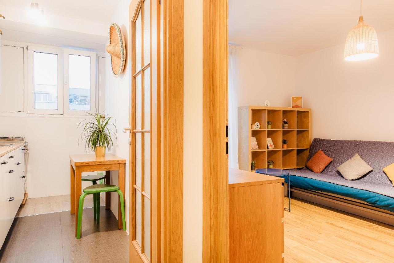 City Center Downtown Apartment Bucarest Extérieur photo